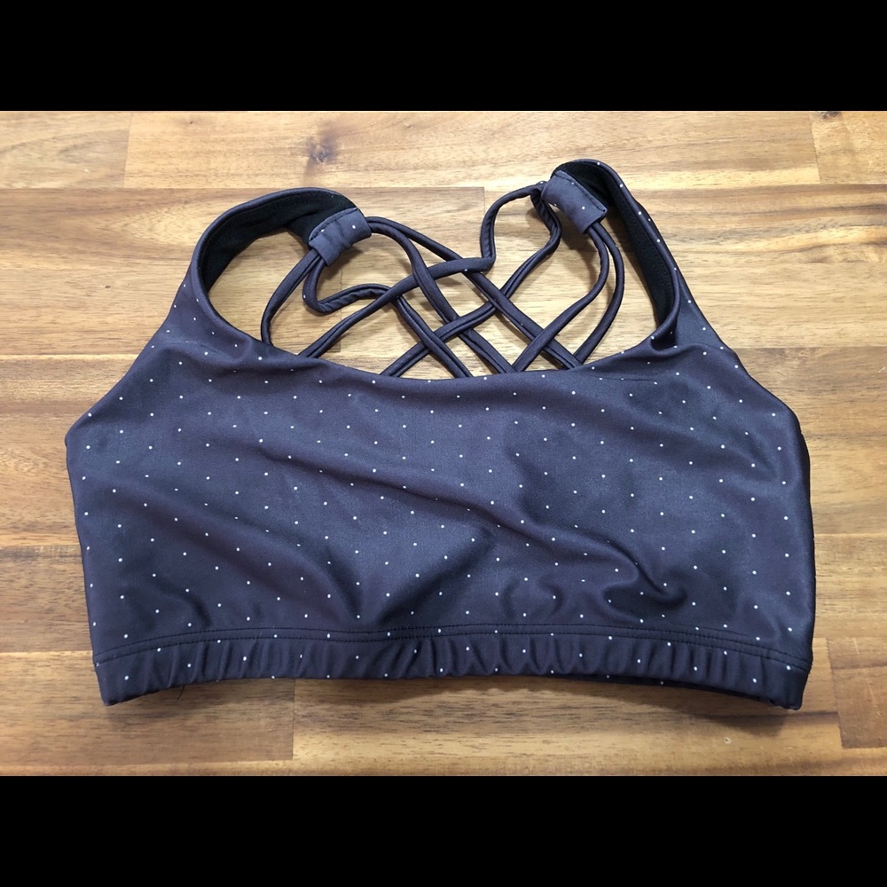 Like new Onzie chic sports bra blue dot